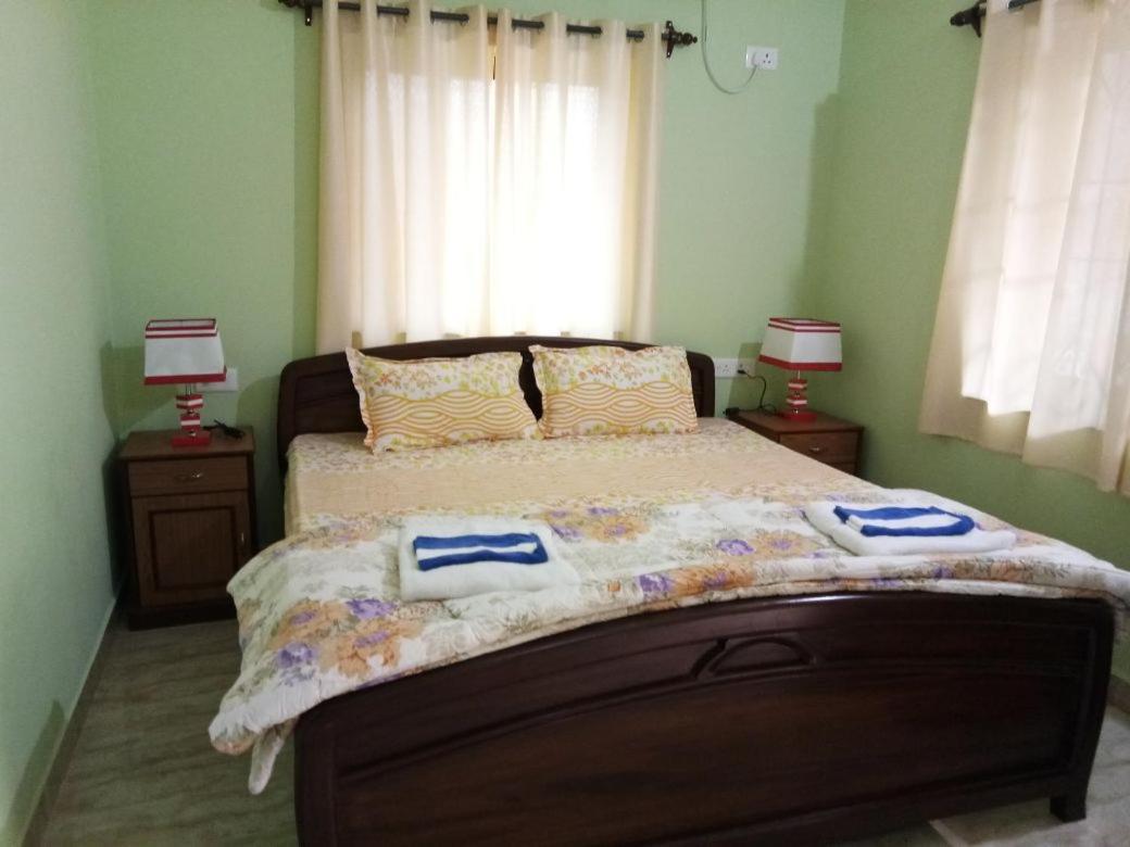 Shirley'S Guest House Majorda Bagian luar foto